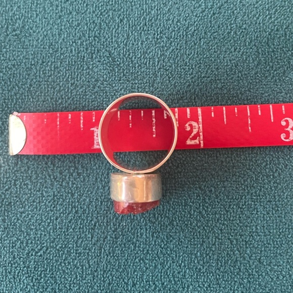 Sparkling Gemstone Ring Size 6 (Druzy?) - Picture 4 of 4